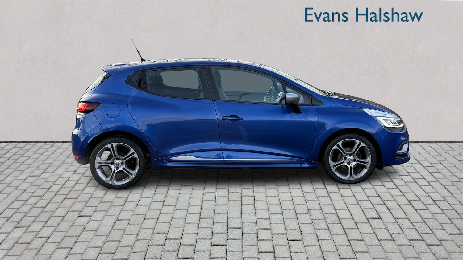 Used Renault Clio for sale - 77361342: Photo 4