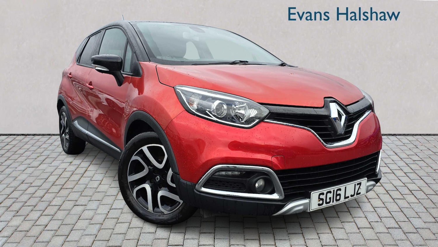 Used Renault Captur 2016 for sale - 76501939: Photo 1