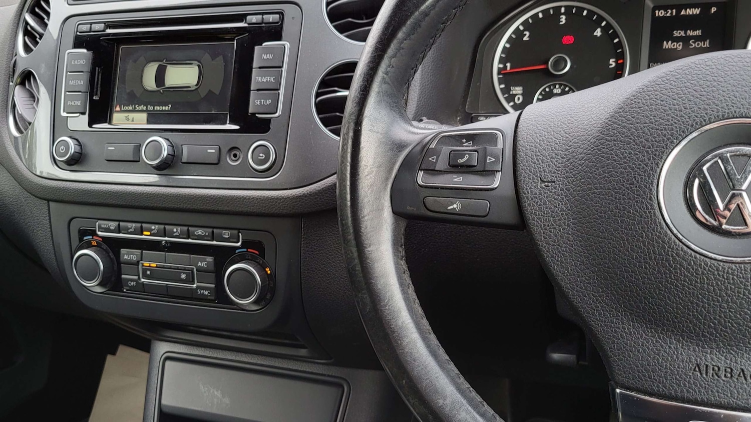 Used Volkswagen Tiguan 2014 for sale - 76113563: Photo 31