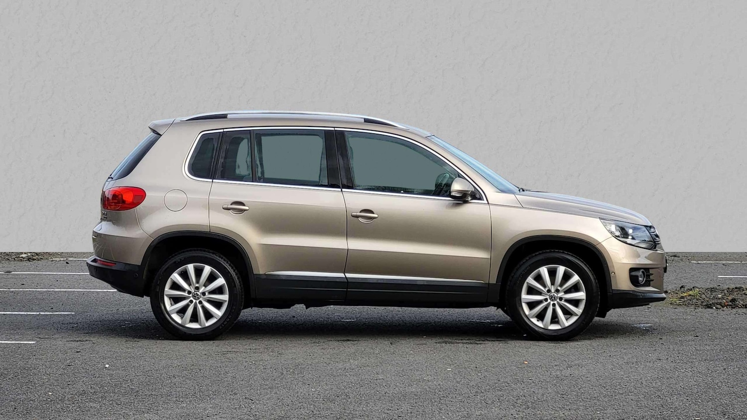 Used Volkswagen Tiguan 2014 for sale - 76113563: Photo 5