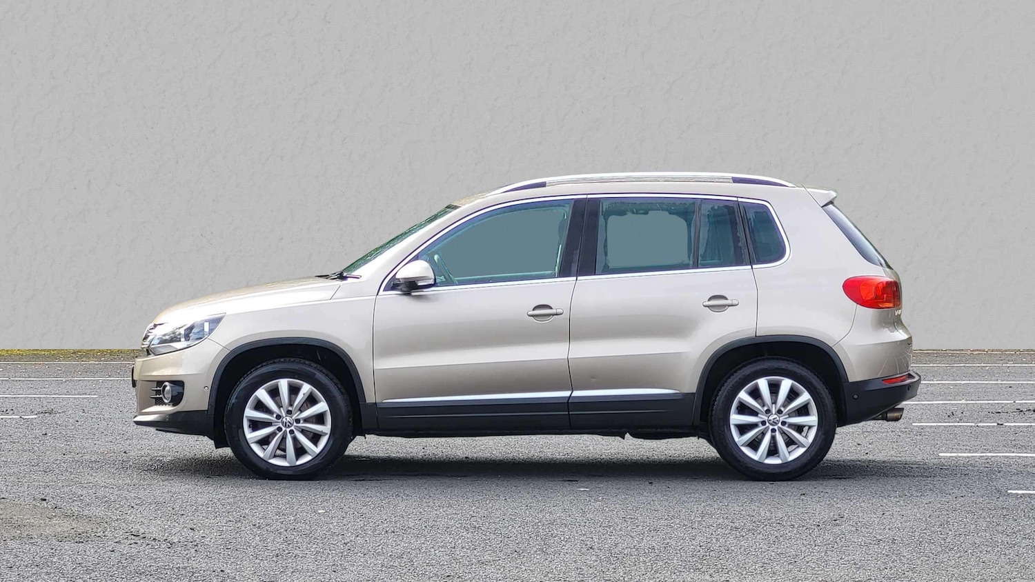 Used Volkswagen Tiguan 2014 for sale - 76113563: Photo 8