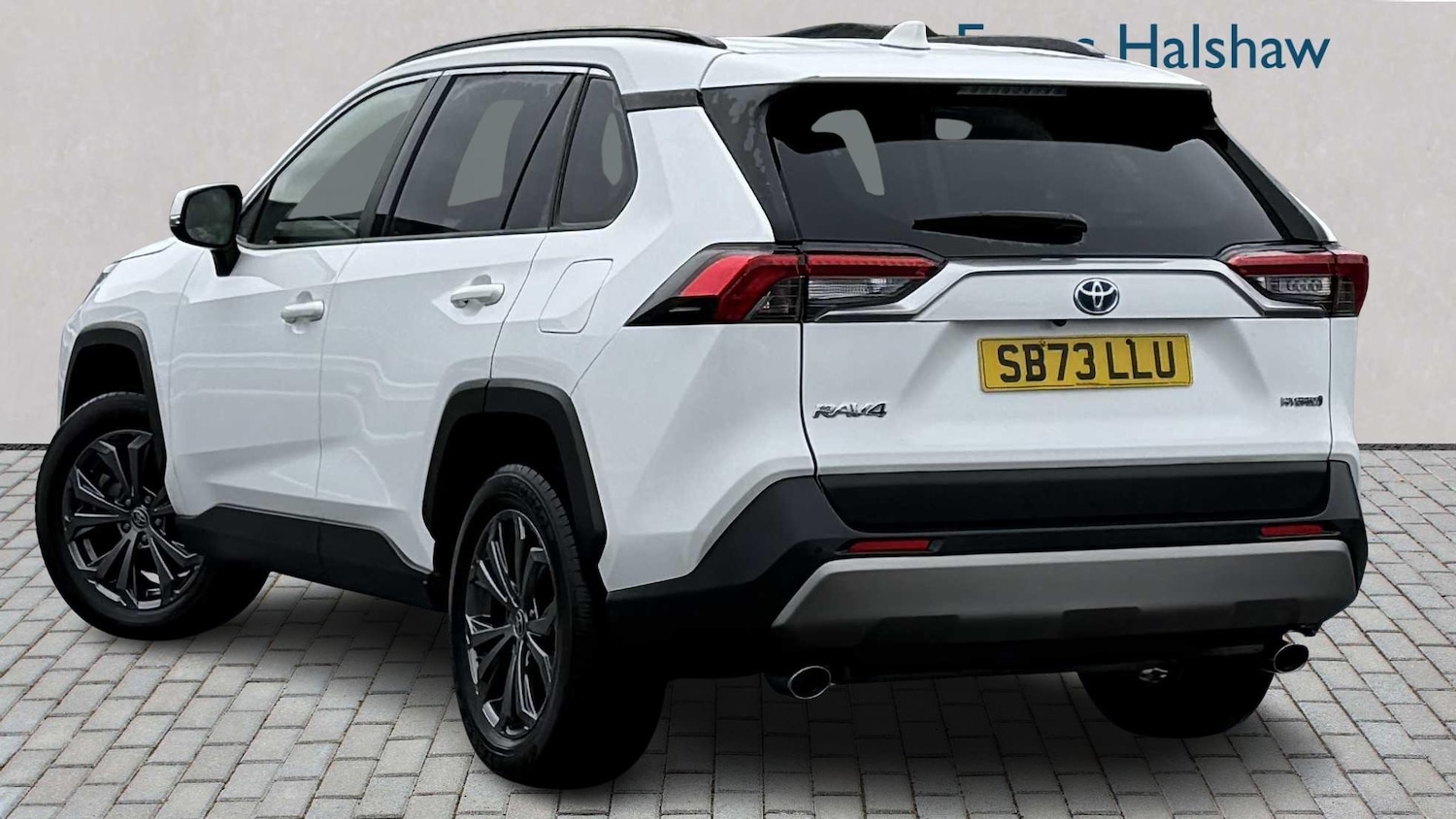 Used Toyota RAV4 2023 for sale - 77635009: Photo 2