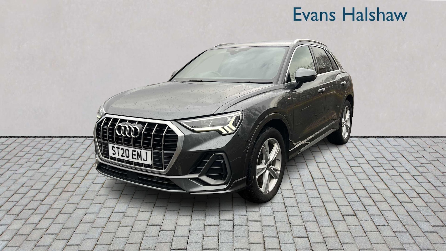 Used Audi Q3 2020 for sale - 77429182: Photo 3