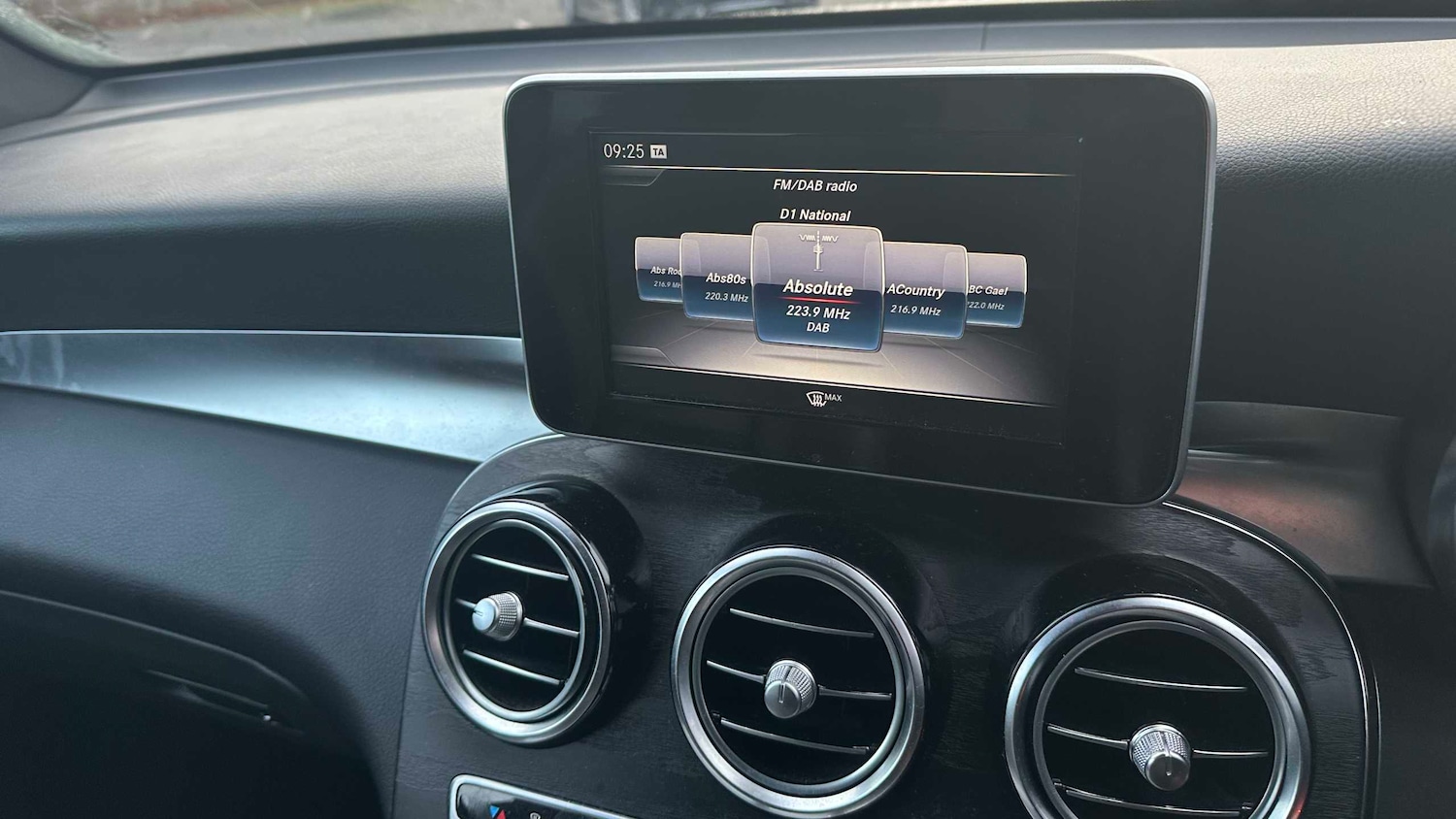 Used Mercedes-Benz GLC 2018 for sale - 77000188: Photo 13