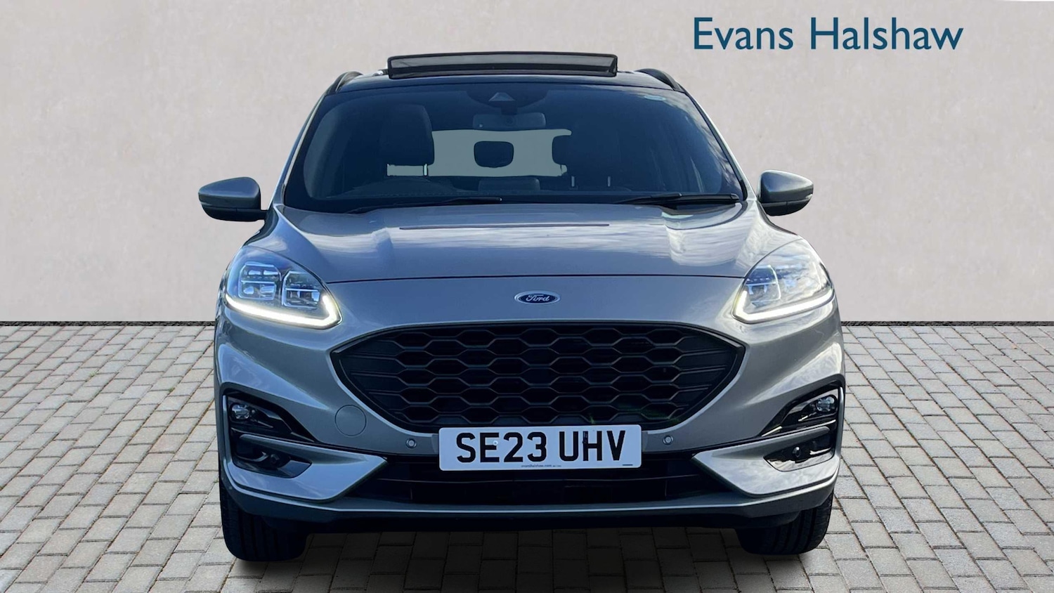 Used Ford Kuga 2023 for sale - 76390680: Photo 2