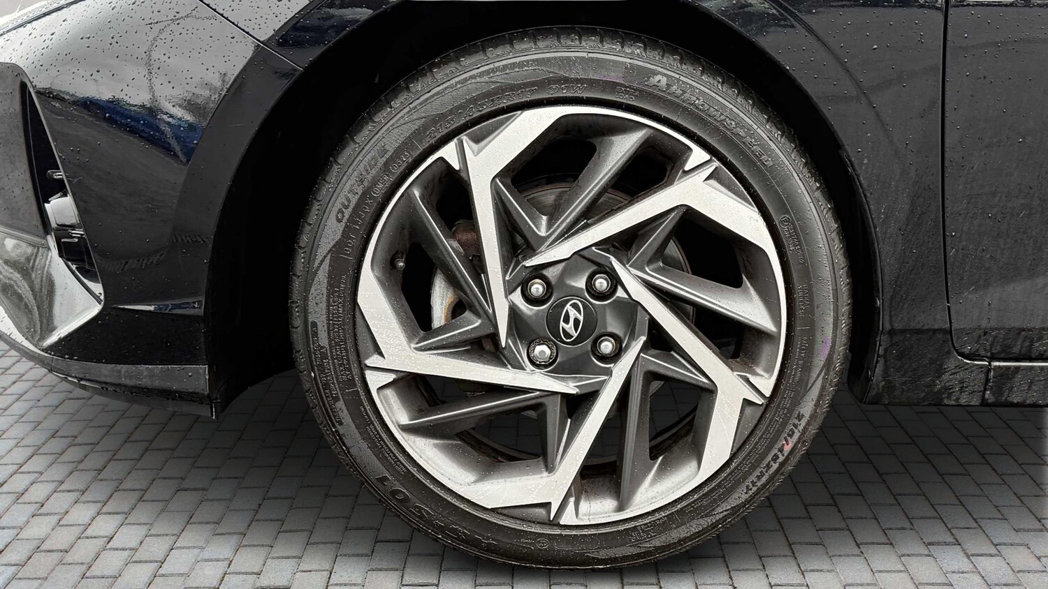 Used Hyundai i20 2023 for sale - 77740758: Photo 9