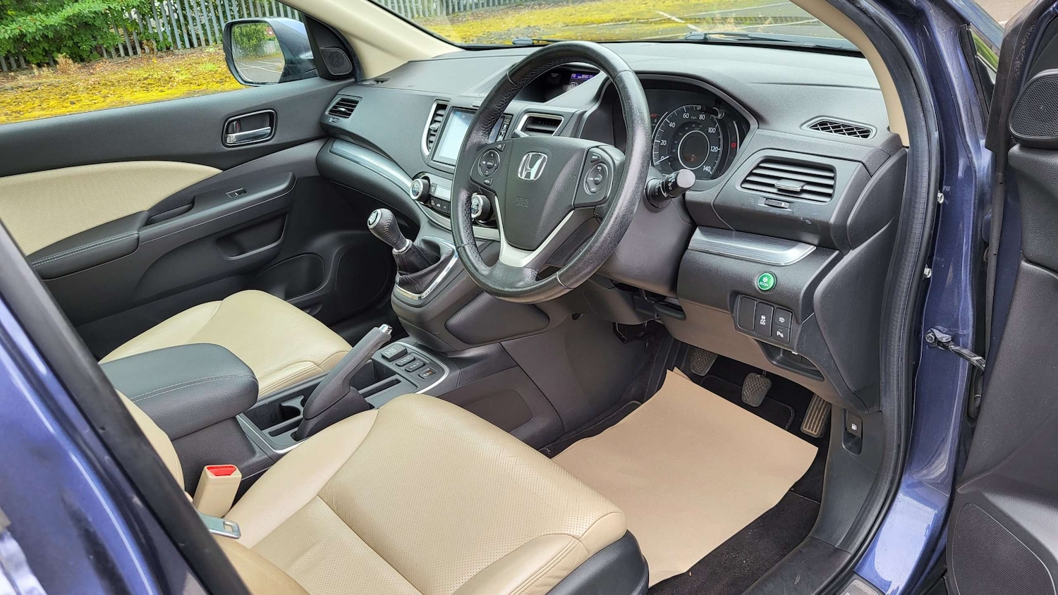 Used Honda CR-V 2017 for sale - 76851606: Photo 16