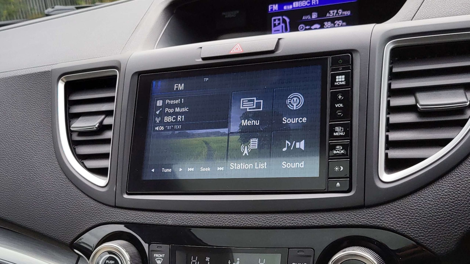 Used Honda CR-V 2017 for sale - 76851606: Photo 25