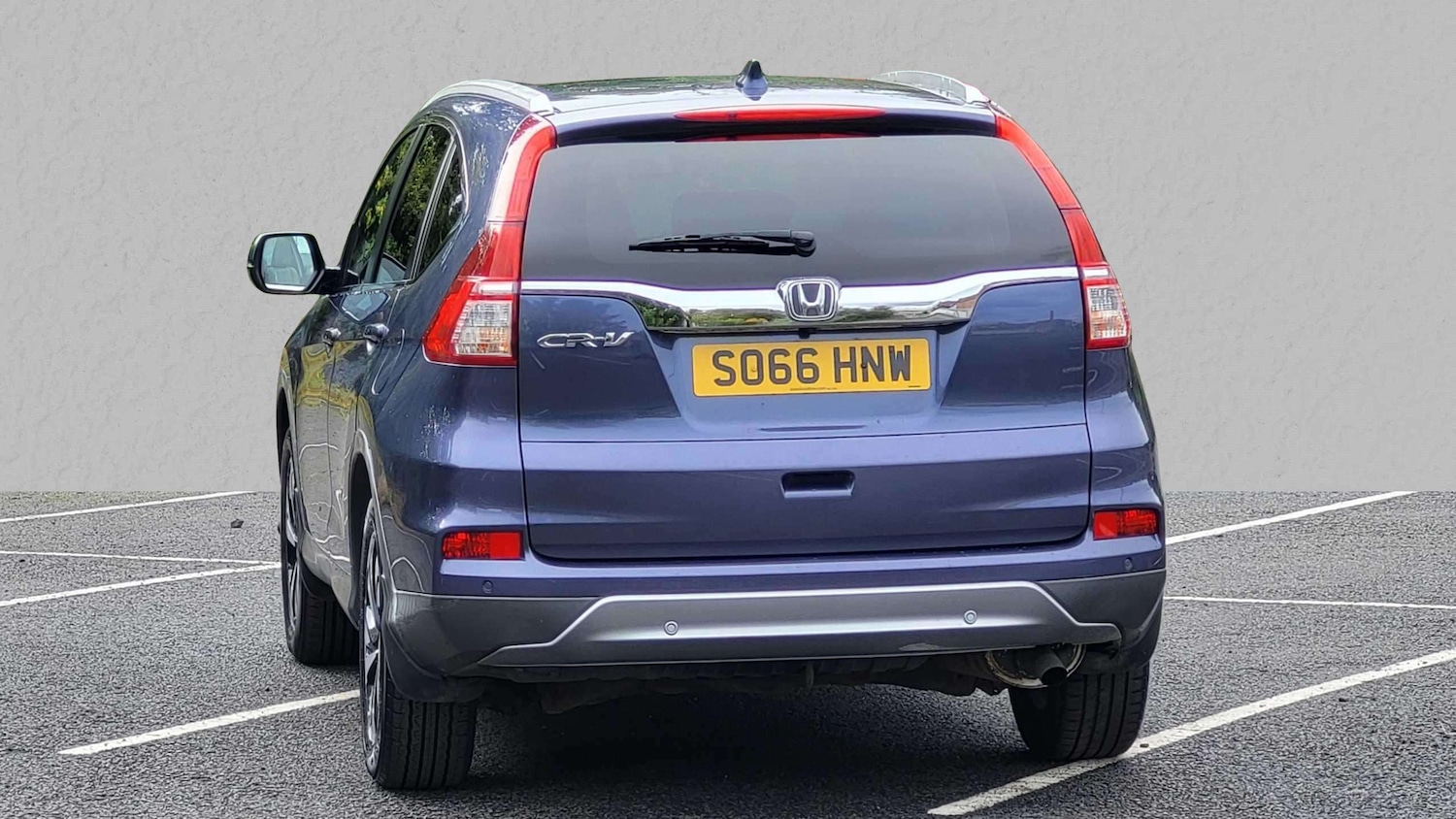 Used Honda CR-V 2017 for sale - 76851606: Photo 3