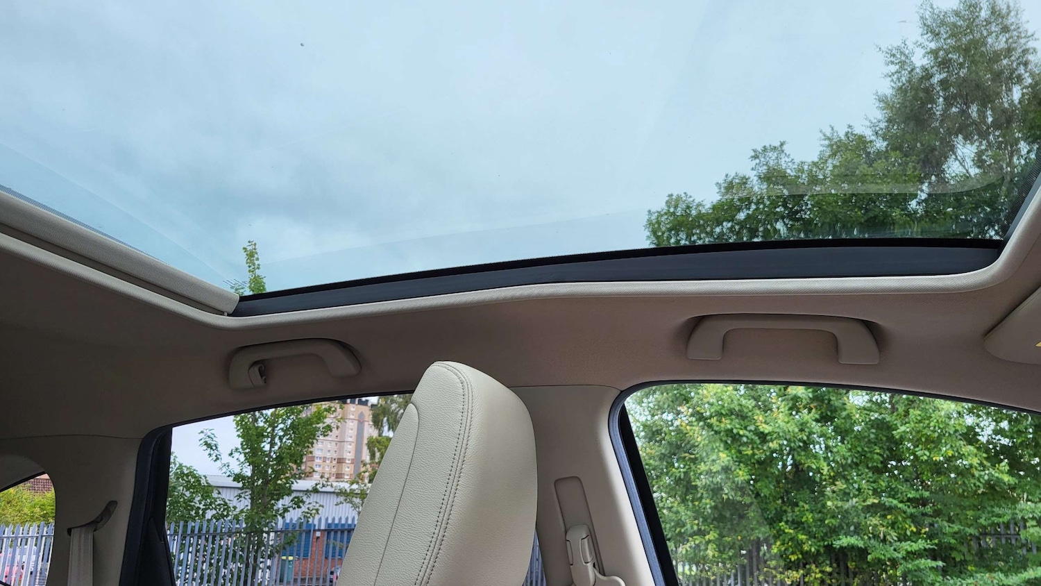 Used Honda CR-V 2017 for sale - 76851606: Photo 34