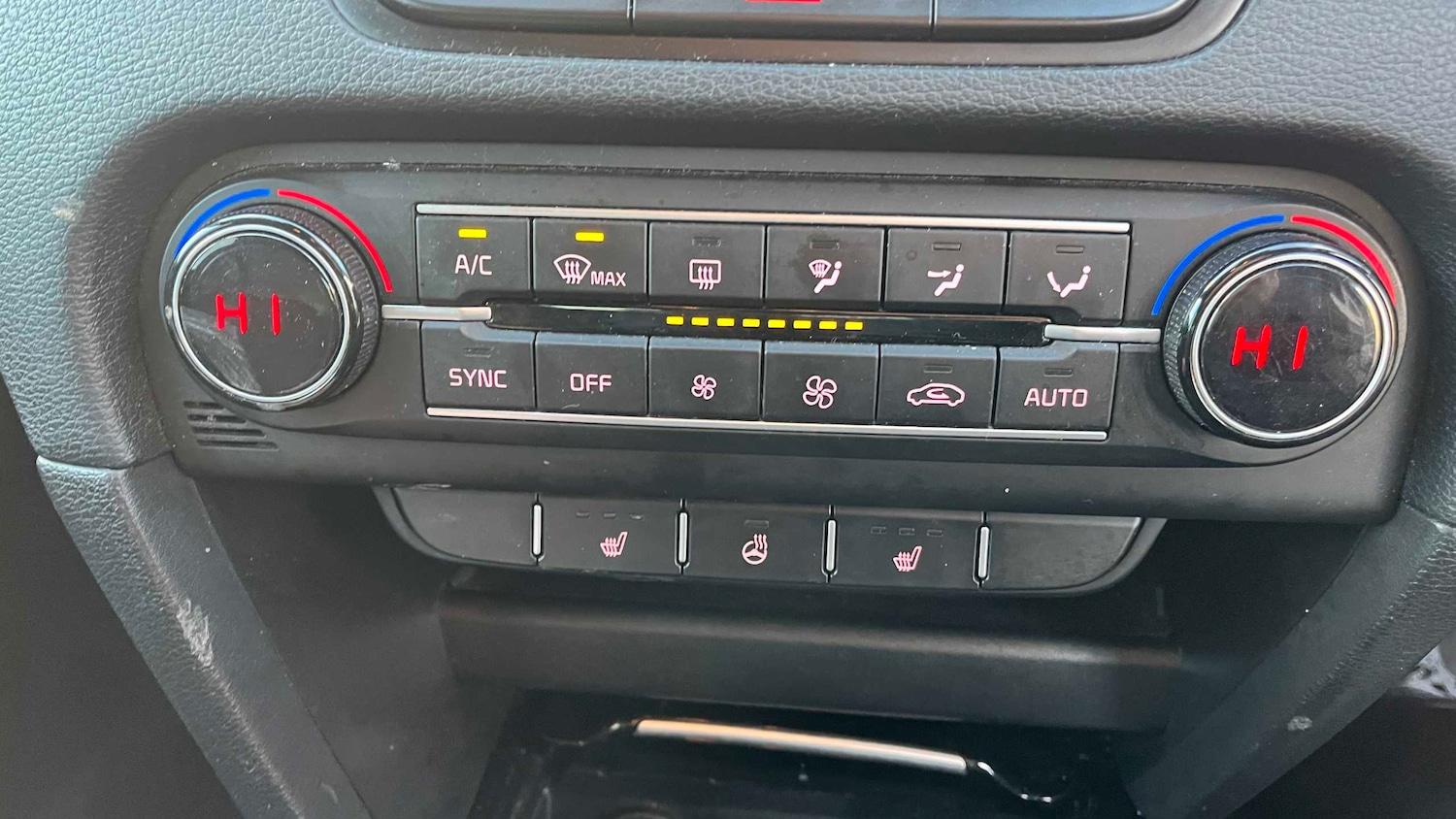 Used Kia XCeed 2021 for sale - 77018876: Photo 8