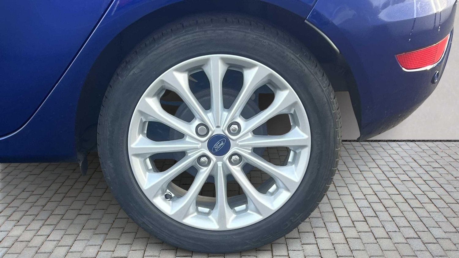 Used Ford Fiesta 2017 for sale - 76373685: Photo 12