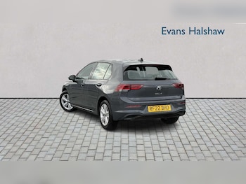 Used Volkswagen Golf 2022 for sale - 76774199: Photo