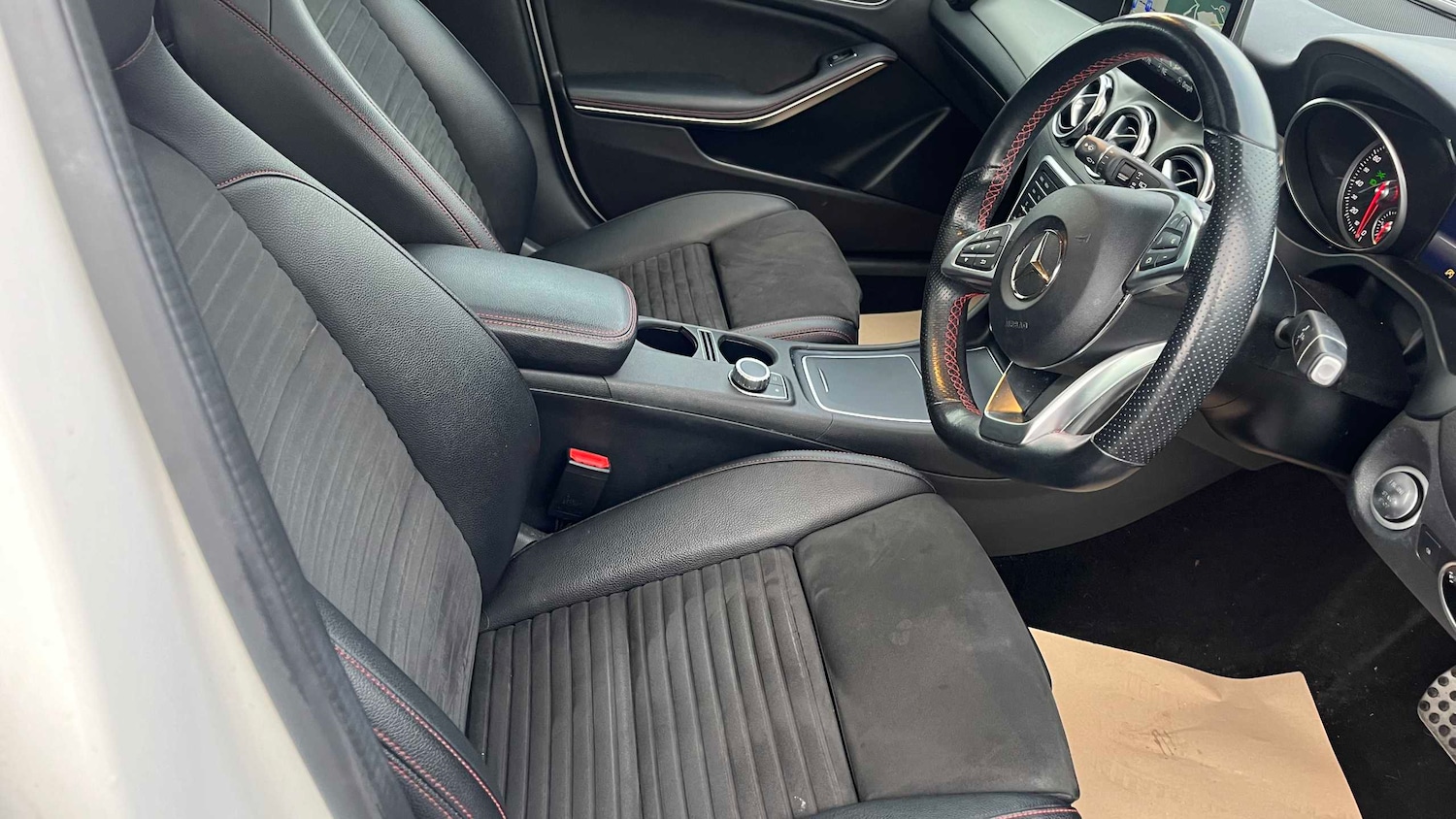 Used Mercedes-Benz GLA 2018 for sale - 76851615: Photo 5