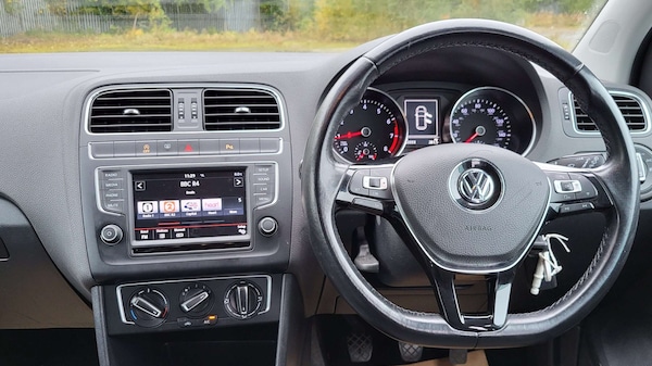 Used Volkswagen Polo 2017 for sale - 76272184: Photo 10