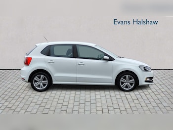 Used Volkswagen Polo 2017 for sale - 76272184: Photo 3