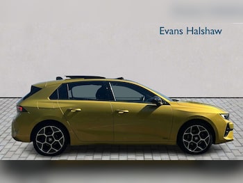 Used Vauxhall Astra 2023 for sale - 79486942: Photo