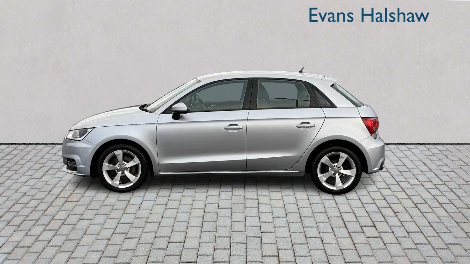 Used Audi A1 2016 for sale - 76875827: Photo 4