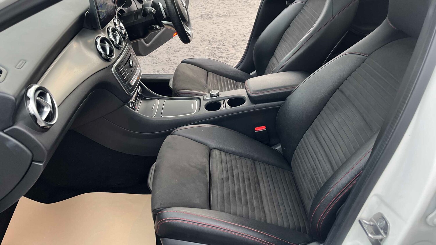 Used Mercedes-Benz GLA 2018 for sale - 77589170: Photo 13