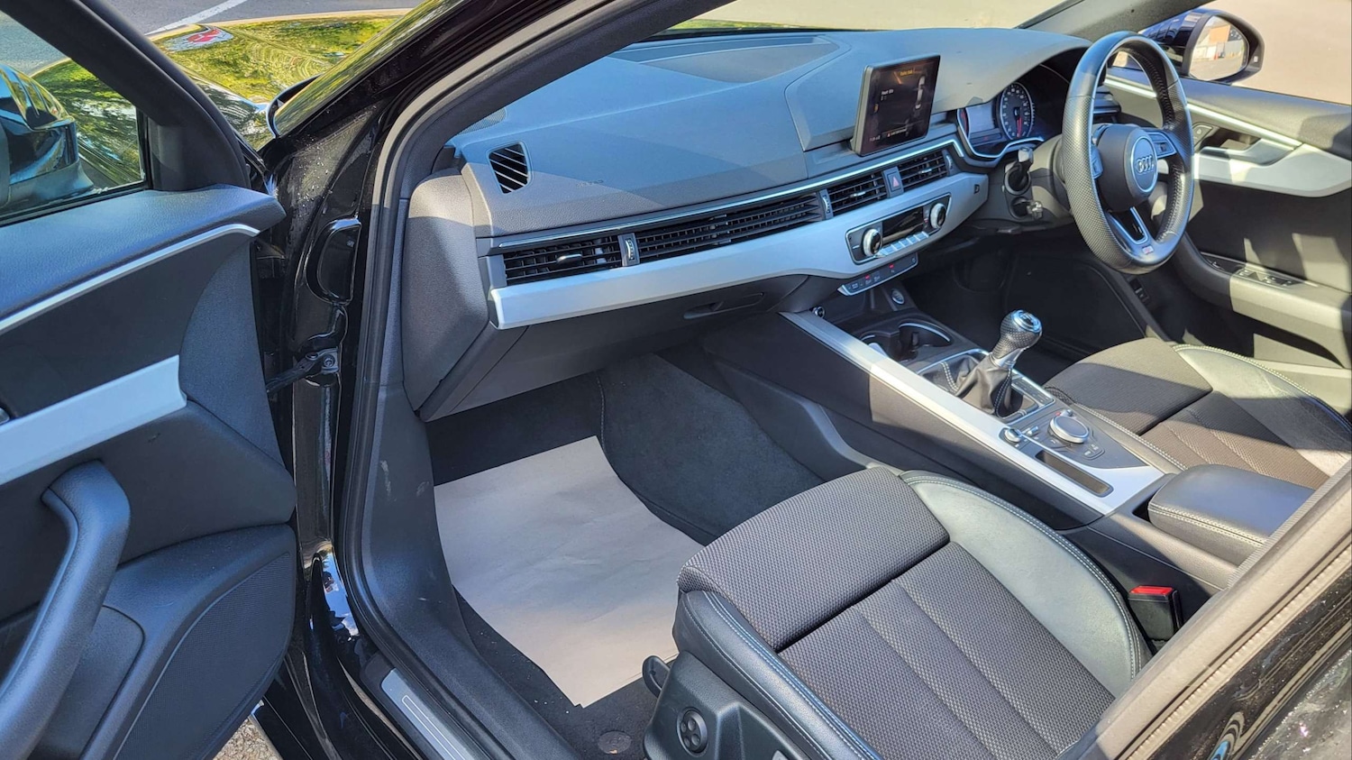 Used Audi A4 2016 for sale - 76045116: Photo 18