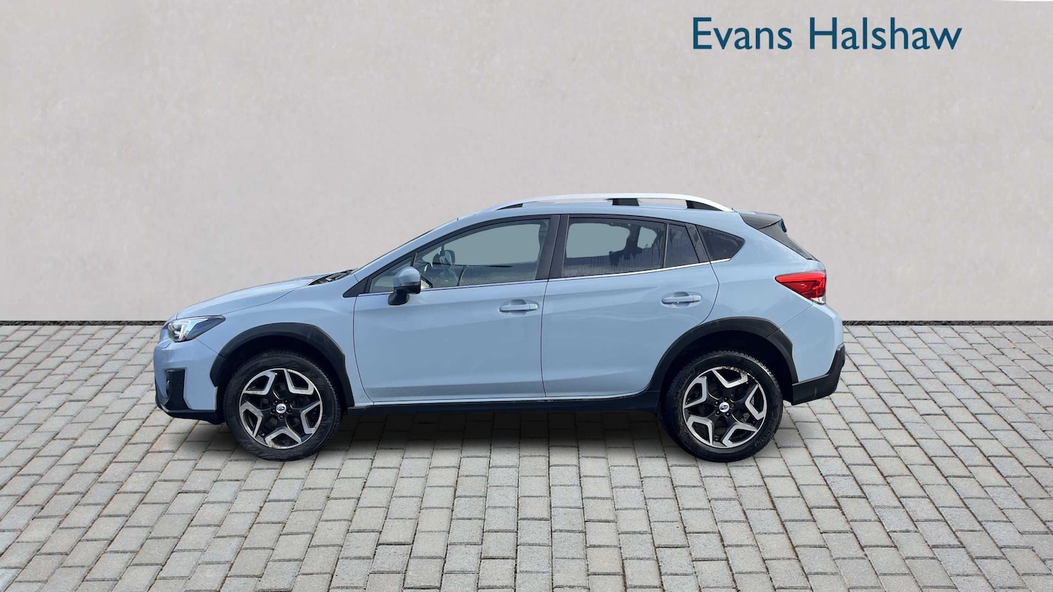 Used Subaru XV 2018 for sale - 77638502: Photo 3