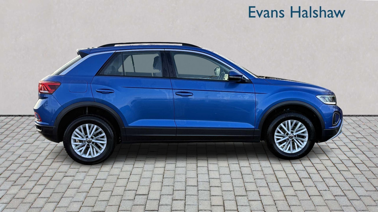 Used Volkswagen T-Roc 2022 for sale - 77726740: Photo 4