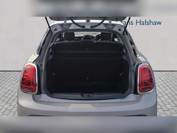 Used MINI Hatch 2023 for sale - 79250948: Photo