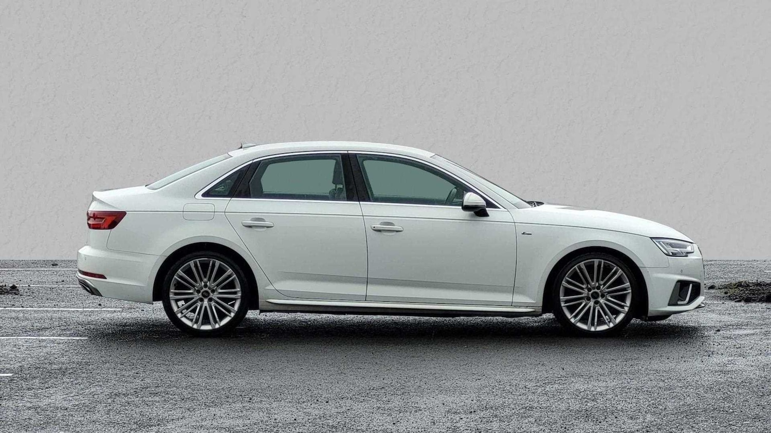 Used Audi A4 2019 for sale - 76034632: Photo 4