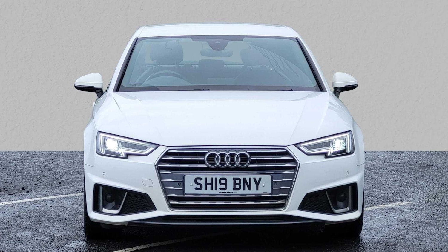 Used Audi A4 2019 for sale - 76034632: Photo 5