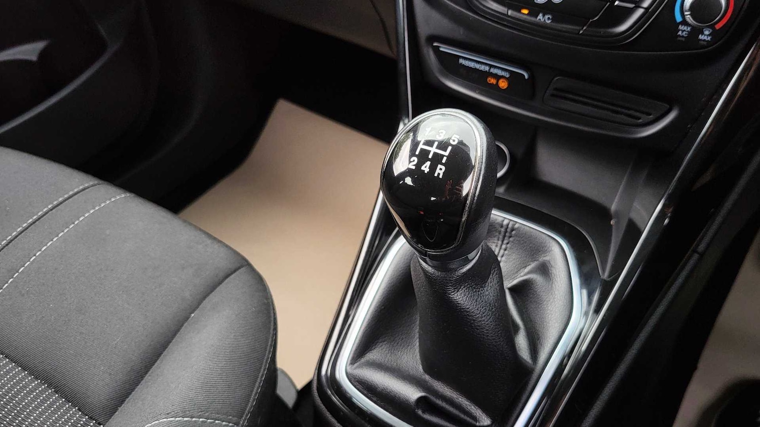 Used Ford B-MAX 2013 for sale - 76648845: Photo 22