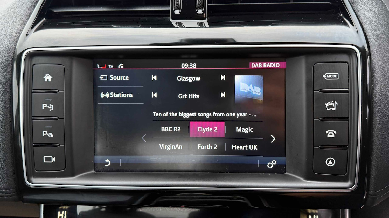 Used Jaguar XE 2017 for sale - 76804899: Photo 15