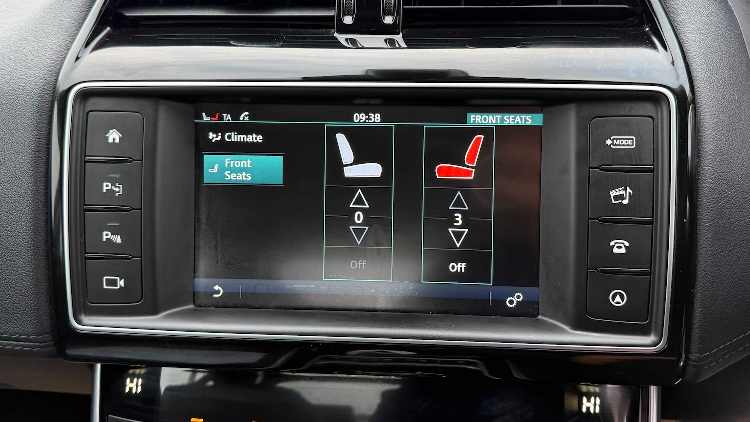 Used Jaguar XE 2017 for sale - 76804899: Photo 18