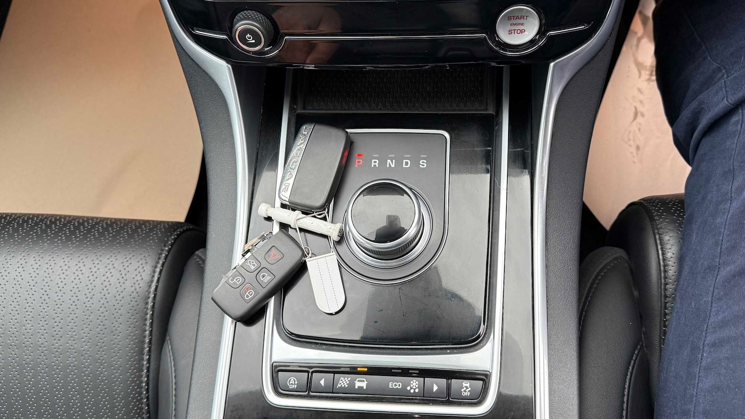 Used Jaguar XE 2017 for sale - 76804899: Photo 19