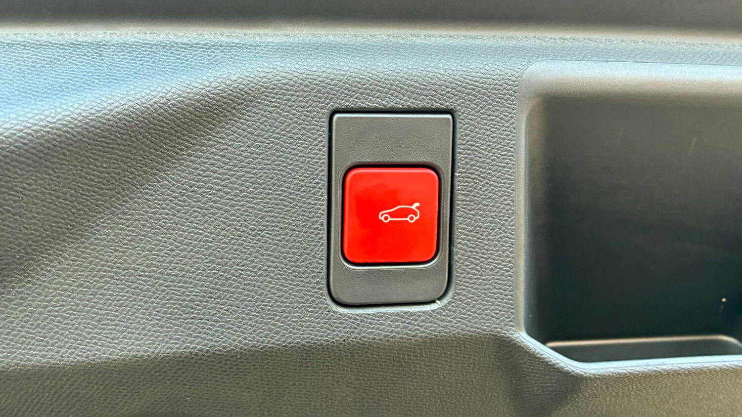 Used Peugeot 5008 2025 for sale - 77928407: Photo 8