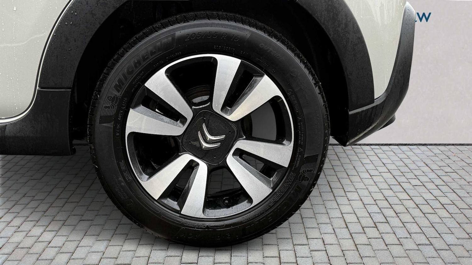 Used Citroen C3 2023 for sale - 76624684: Photo 10