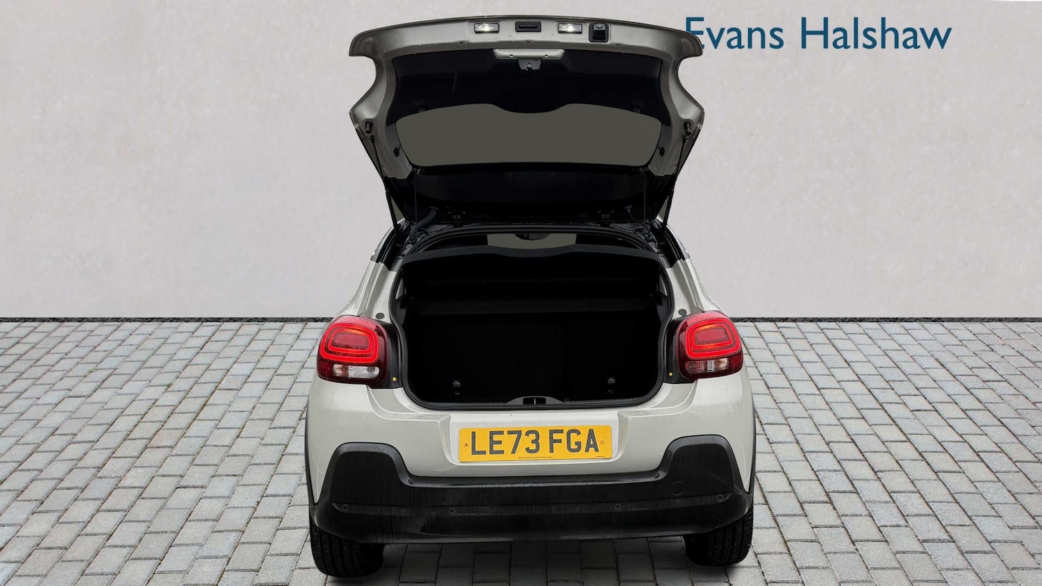 Used Citroen C3 2023 for sale - 76624684: Photo 11