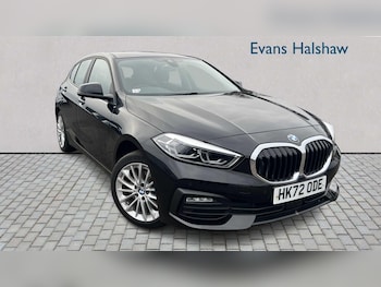 118i [136] SE 5dr [Live Cockpit Professional]