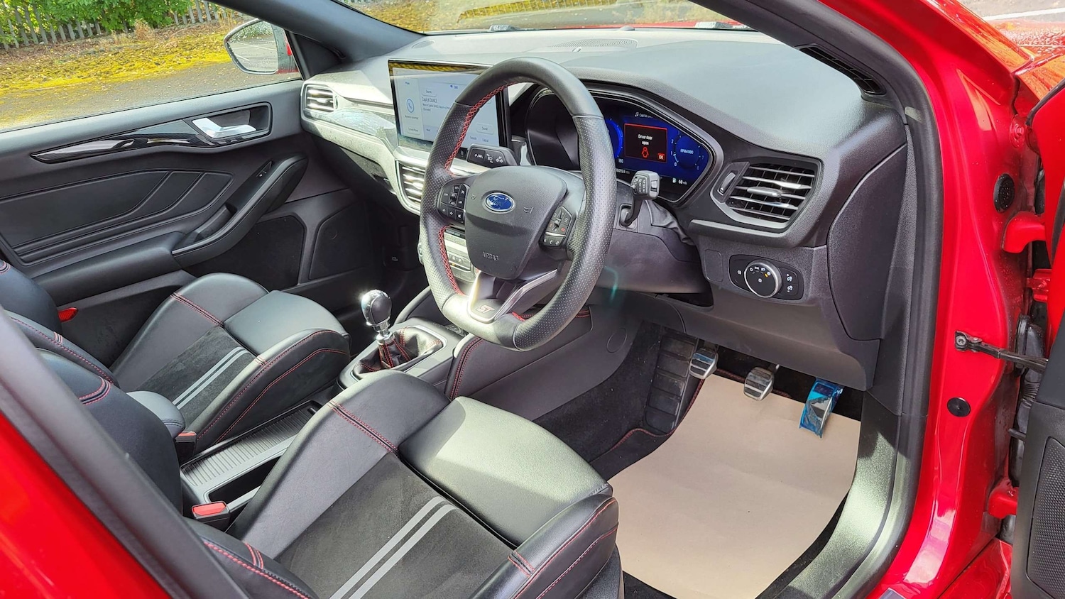 Used Ford Focus 2023 for sale - 76672923: Photo 16