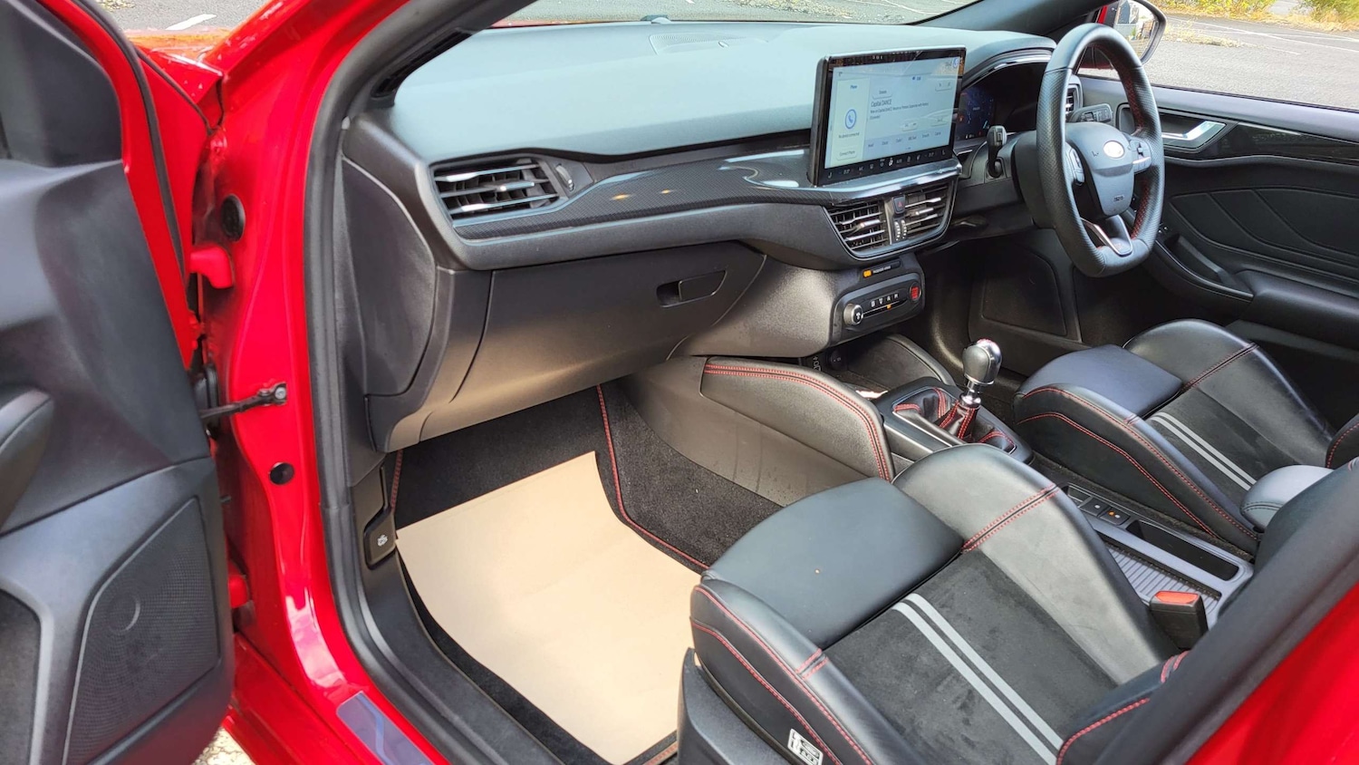 Used Ford Focus 2023 for sale - 76672923: Photo 18