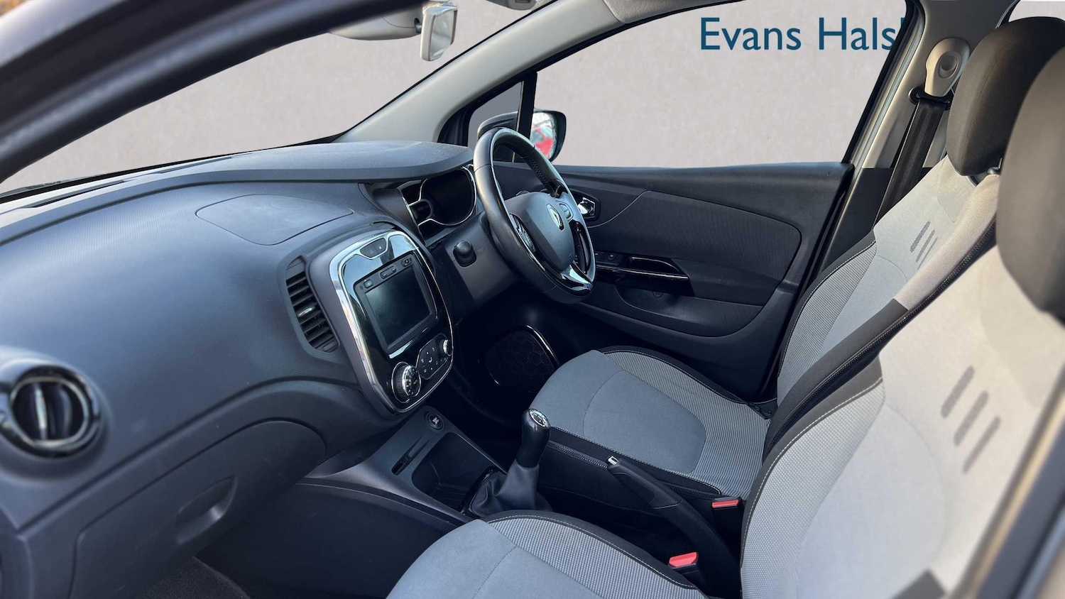 Used Renault Captur 2014 for sale - 76789286: Photo 13