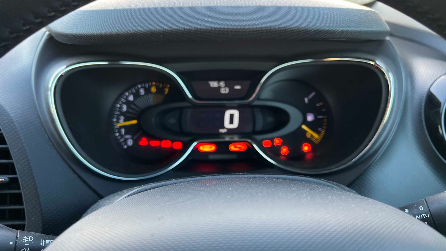 Used Renault Captur 2014 for sale - 76789286: Photo 15