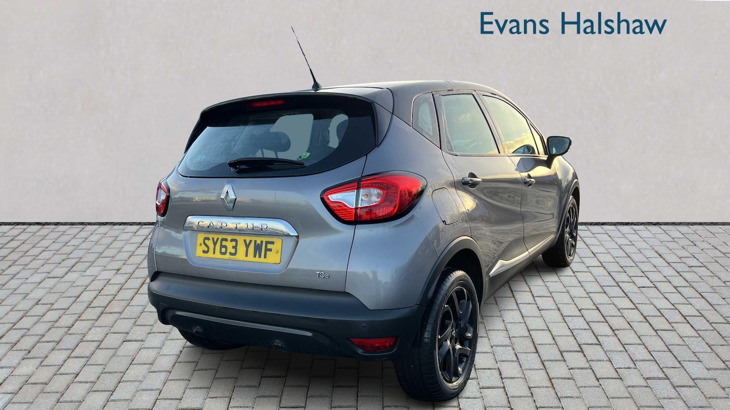 Used Renault Captur 2014 for sale - 76789286: Photo 5