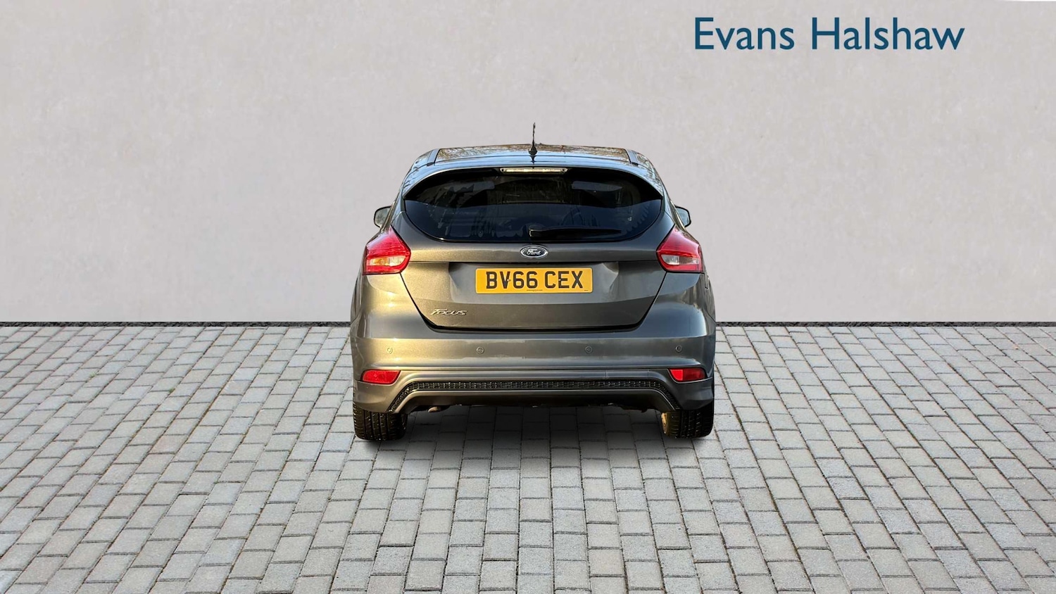 Used Ford Focus 2016 for sale - 76967710: Photo 3