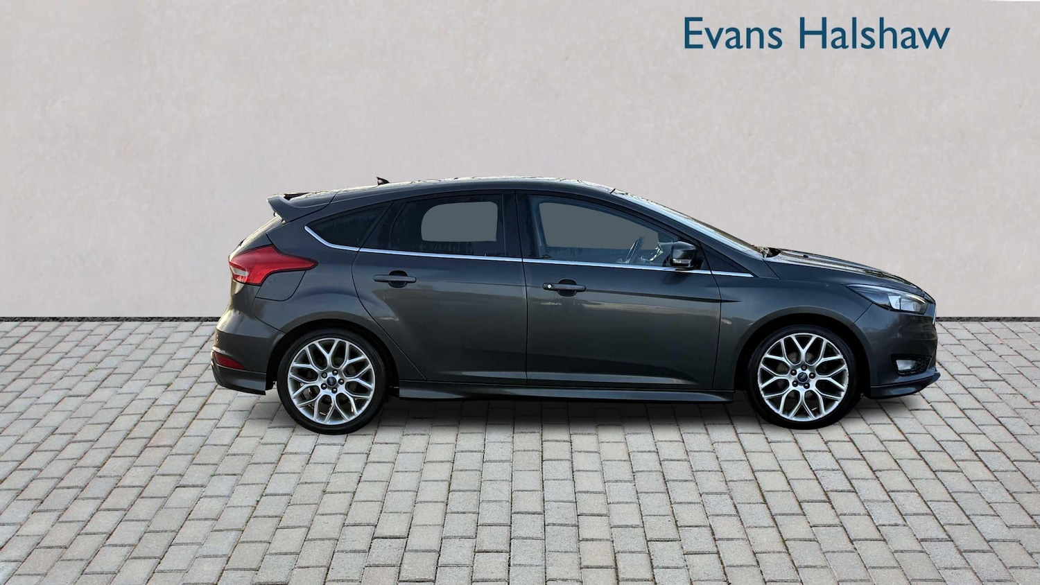 Used Ford Focus 2016 for sale - 76967710: Photo 4