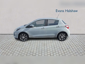 Used Toyota Yaris 2019 for sale - 77886233: Photo