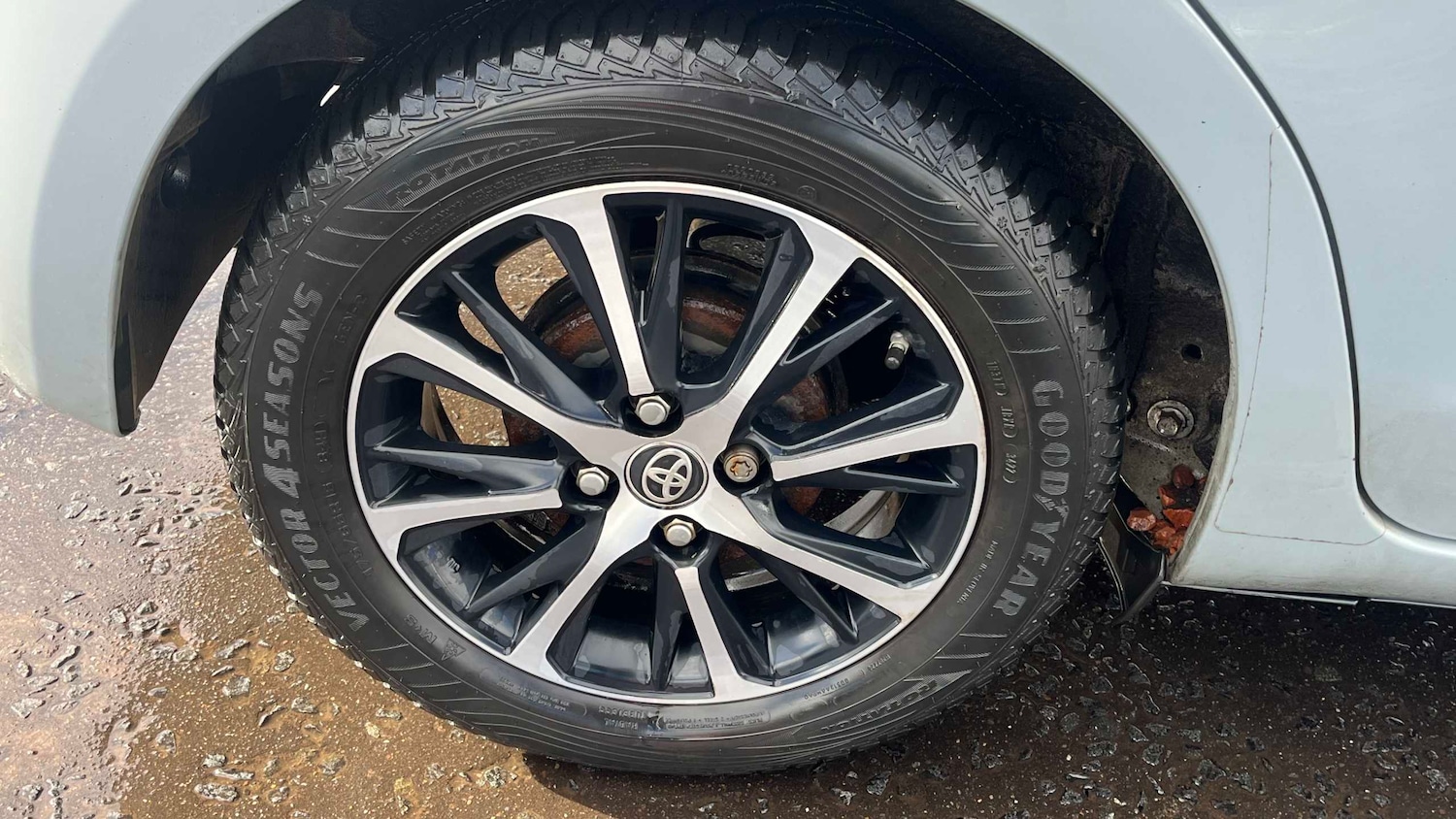 Used Toyota Yaris 2019 for sale - 77886233: Photo 6