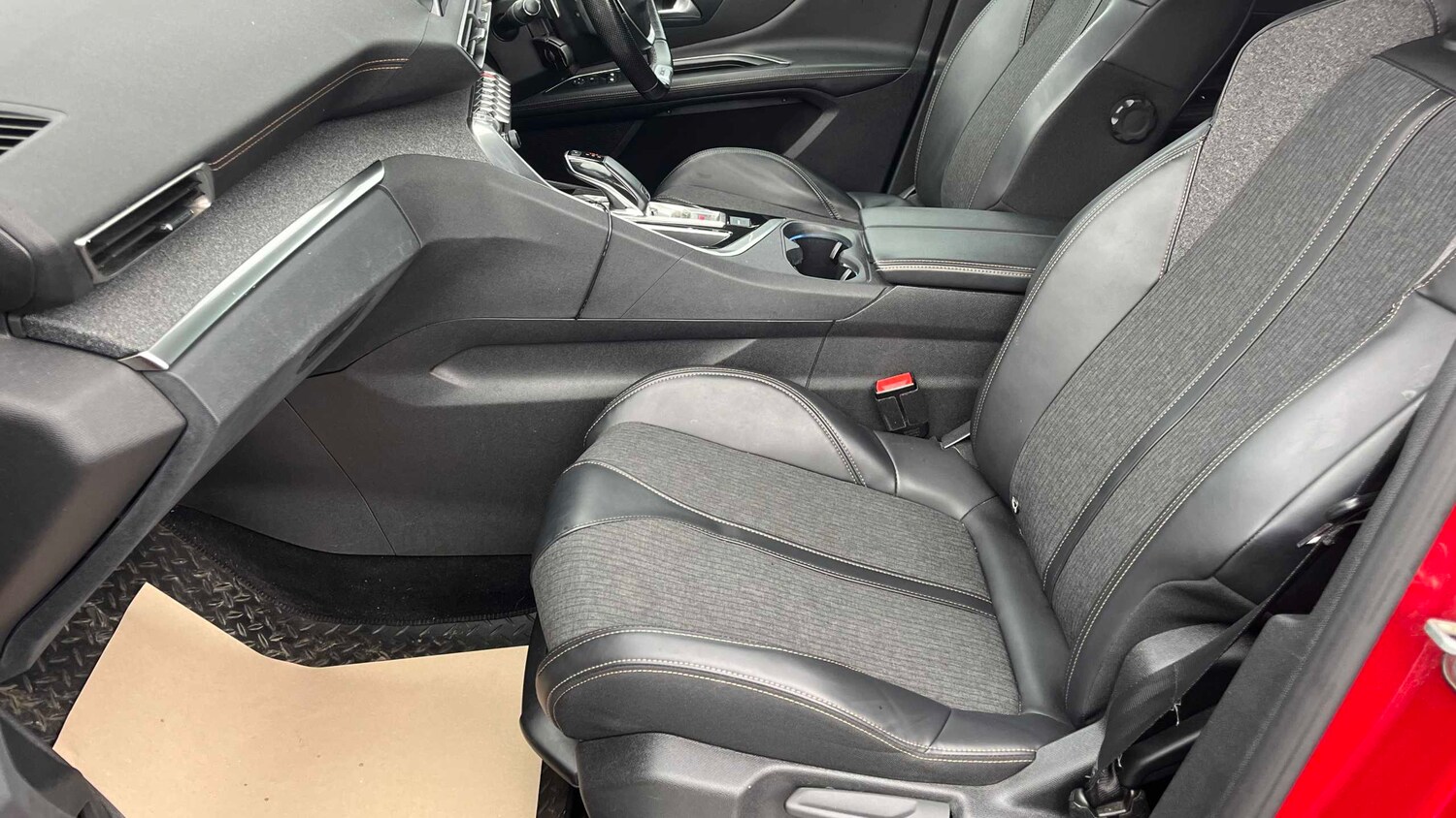 Used Peugeot 3008 2018 for sale - 77674698: Photo 15