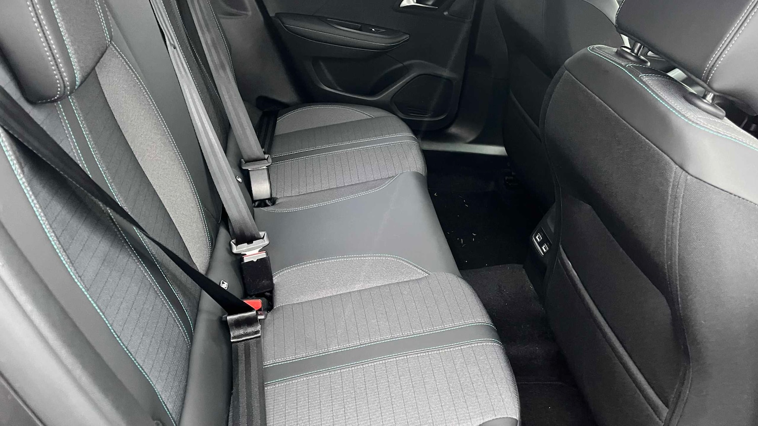 Used Peugeot 2008 2022 for sale - 76624676: Photo 8