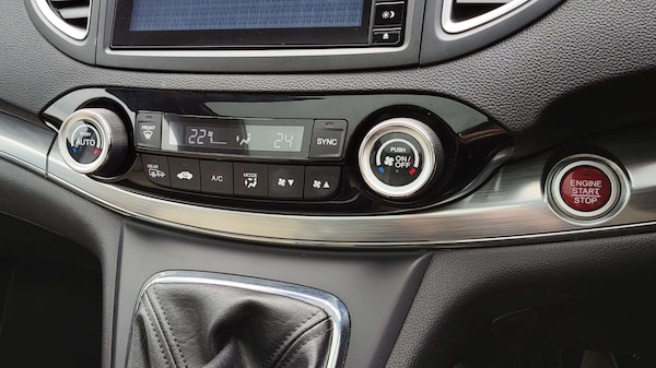 Used Honda CR-V 2017 for sale - 76015860: Photo 29