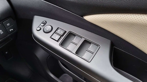 Used Honda CR-V 2017 for sale - 76015860: Photo 33